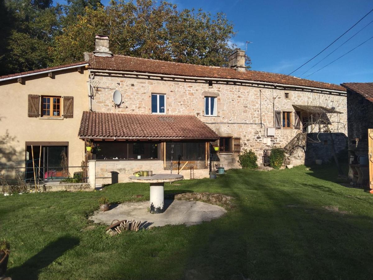 Ferienwohnung Sur La Colline Sousceyrac Exterior foto